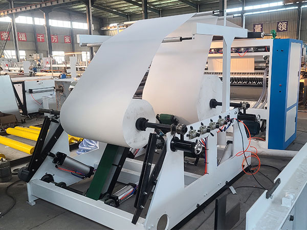 facial tissue machine